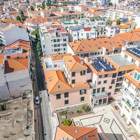 Carmo Heritage * Funchal