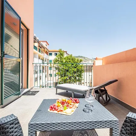 Carmo Heritage Φουνκάλ