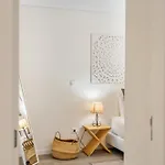 Апартаменты Carmo Heritage Фуншал