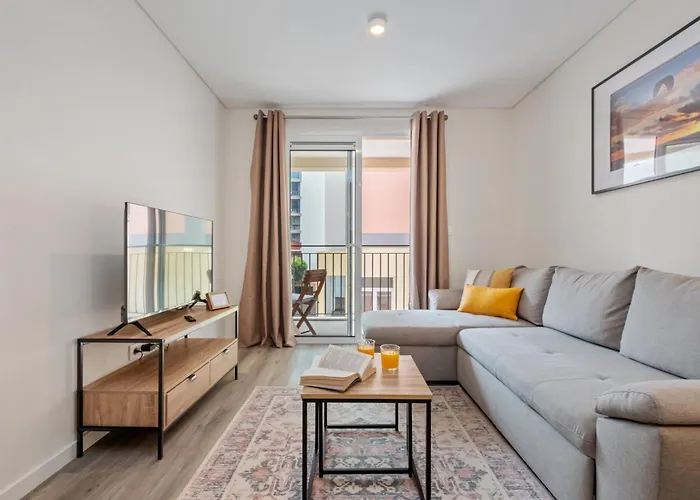 Carmo Heritage 푼샬