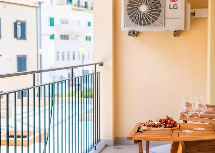 Carmo Heritage 푼샬