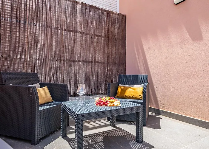 Carmo Heritage 푼샬